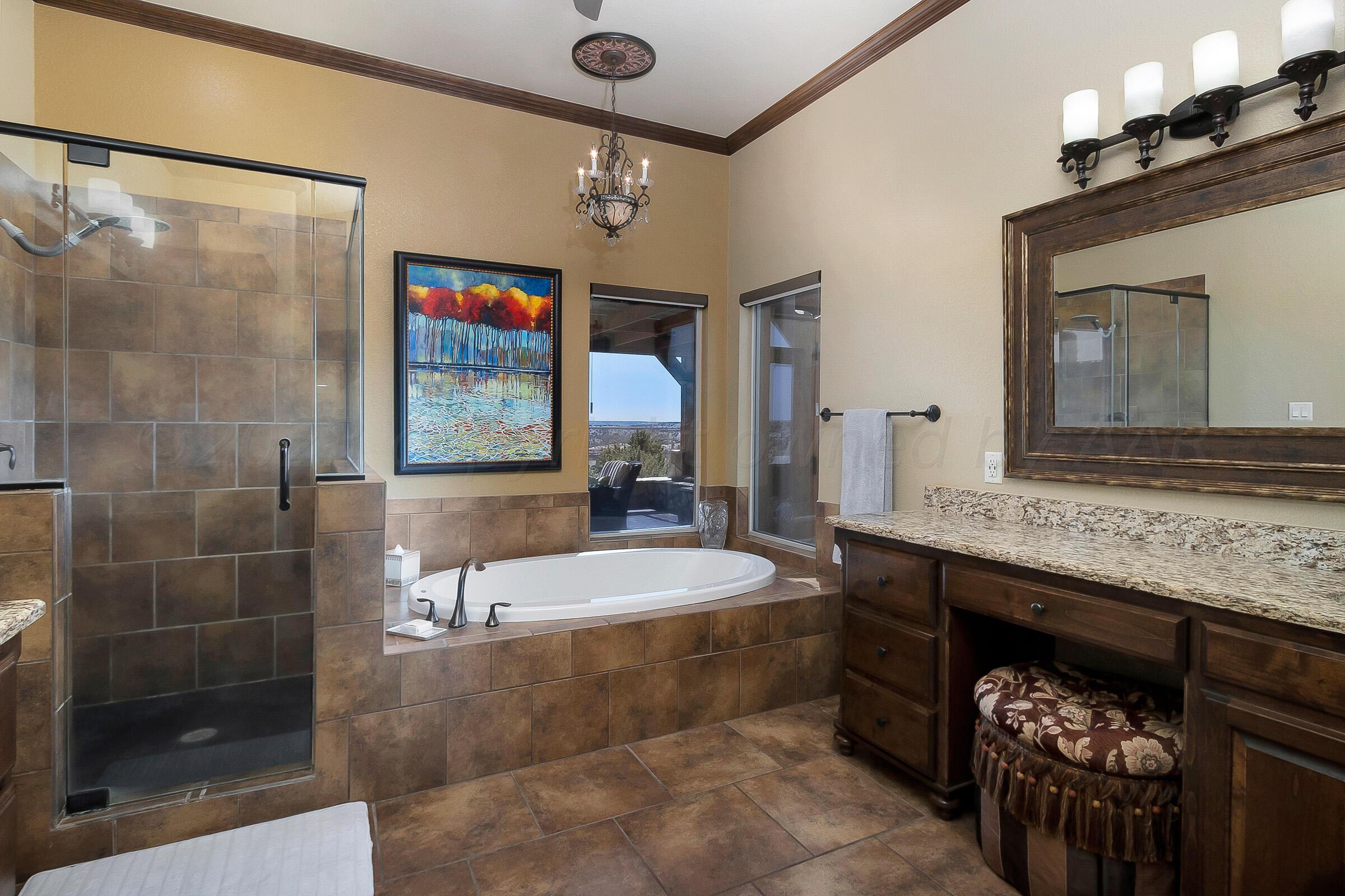 7801 East Lake View Road Amarillo, TX 79118 - Photo 32 of 54 Master Bath
