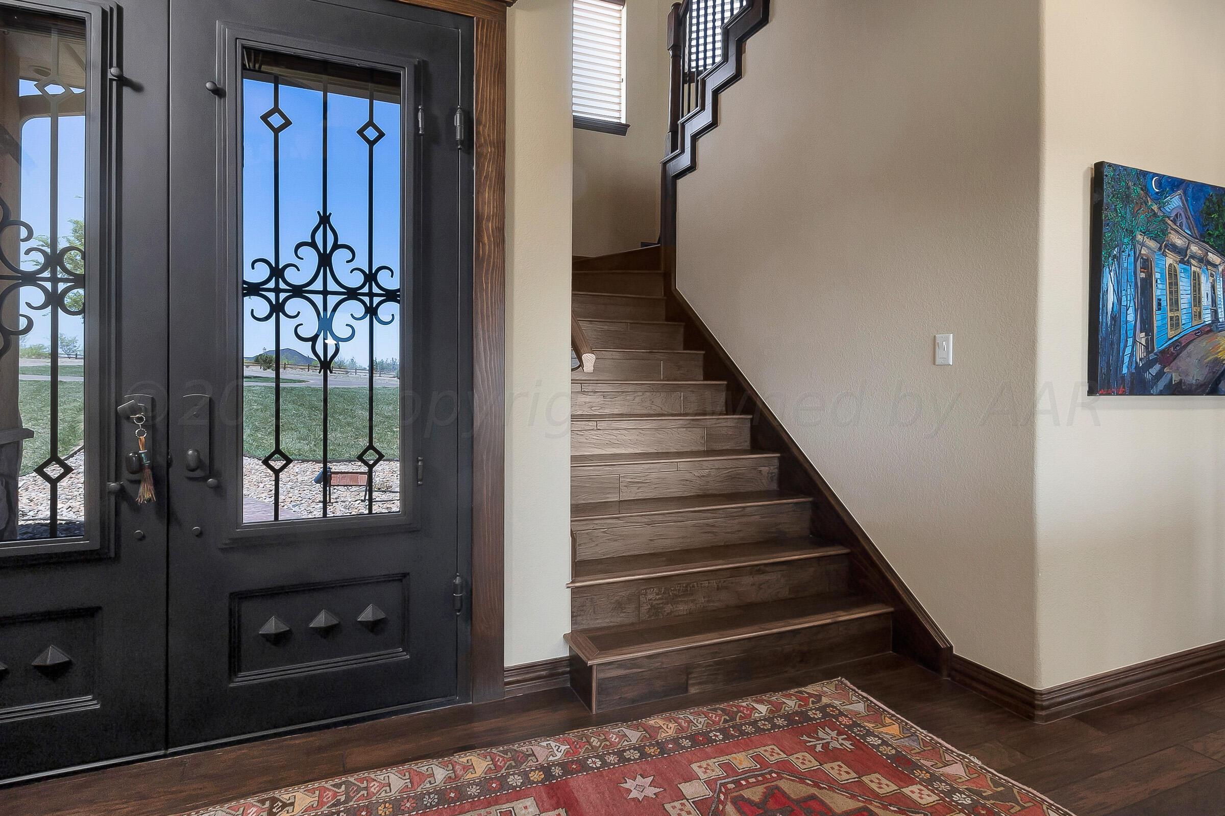 7801 East Lake View Road Amarillo, TX 79118 - Photo 36 of 54 Stairway