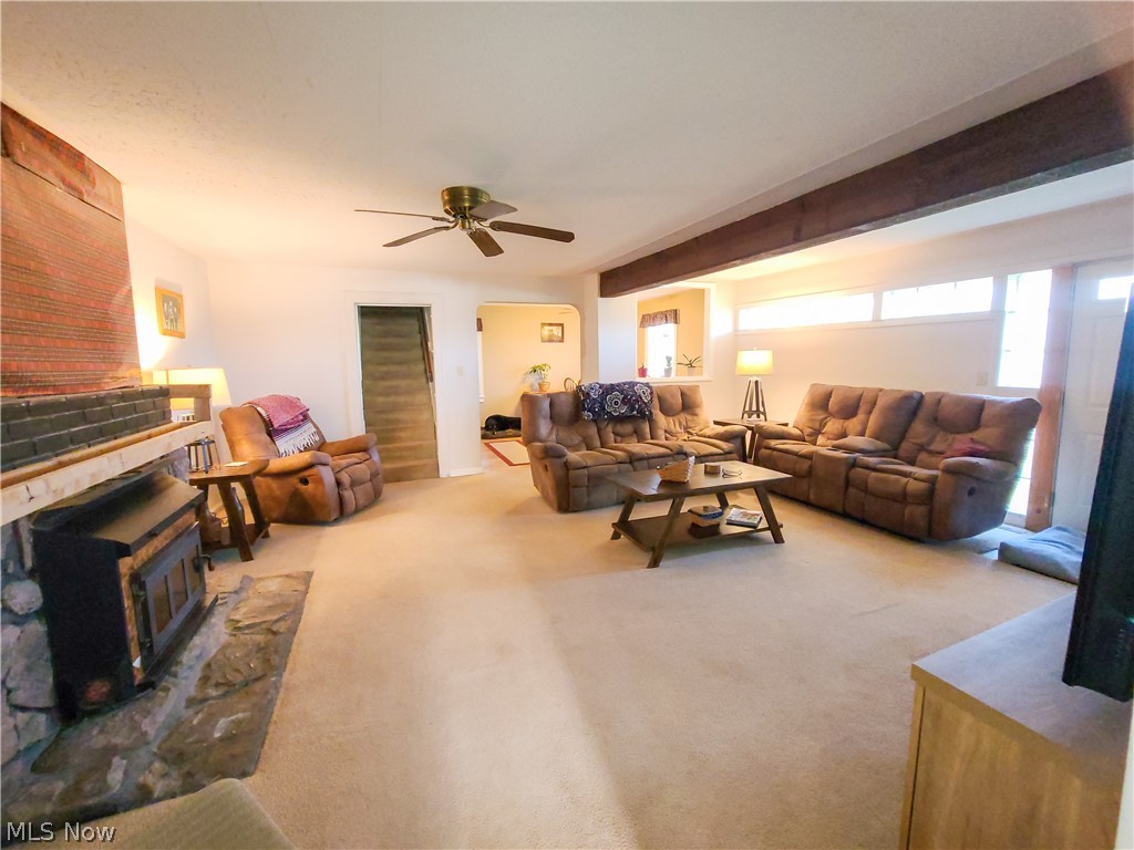 17894 Sheldon Road Brook Park, OH 44142 - Photo 4 of 24 Gallery Image 4