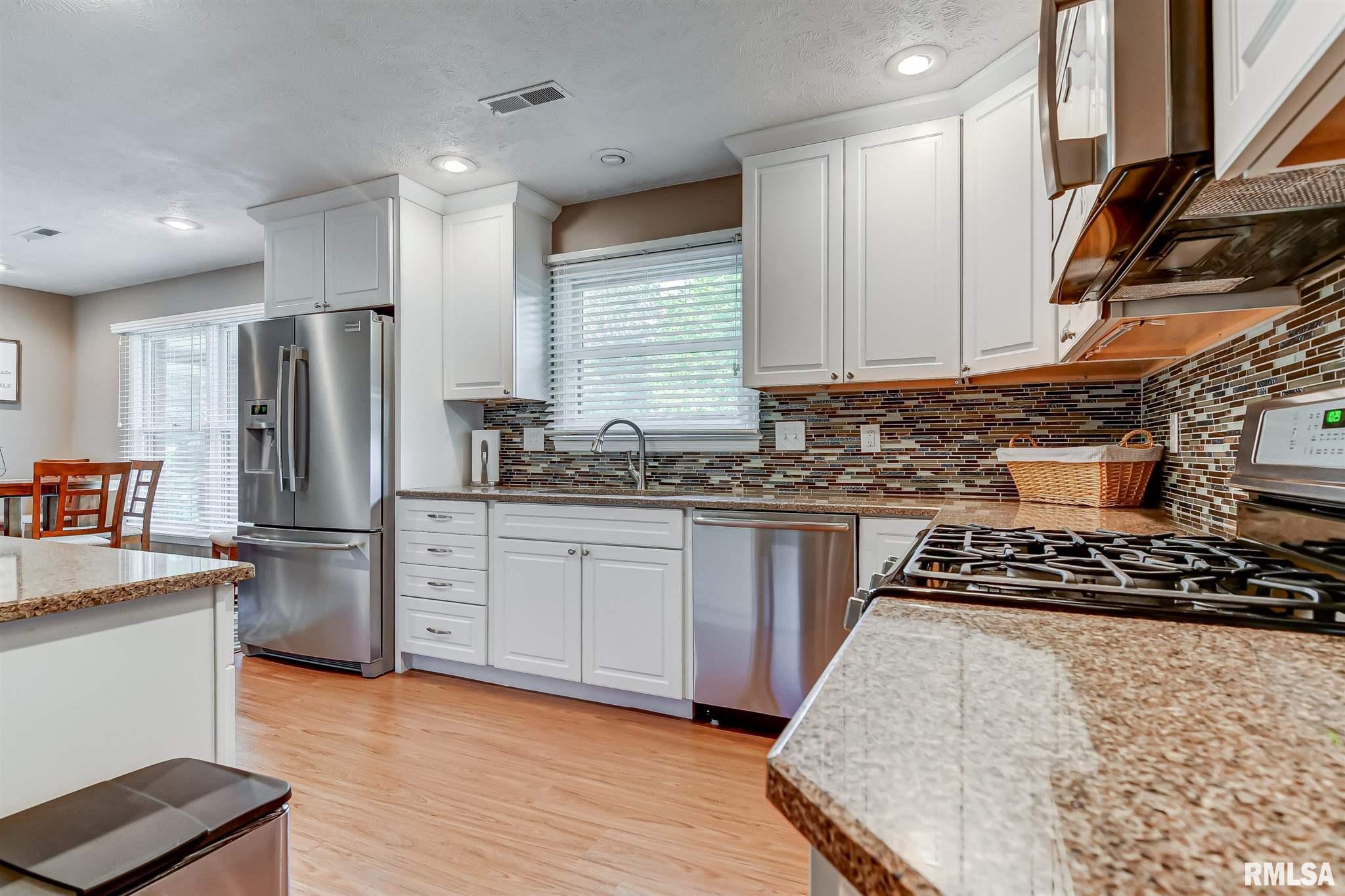 7512 Tumbleweed Trail Springfield, IL 62707 - Photo 5 of 47 Gallery Image 5
