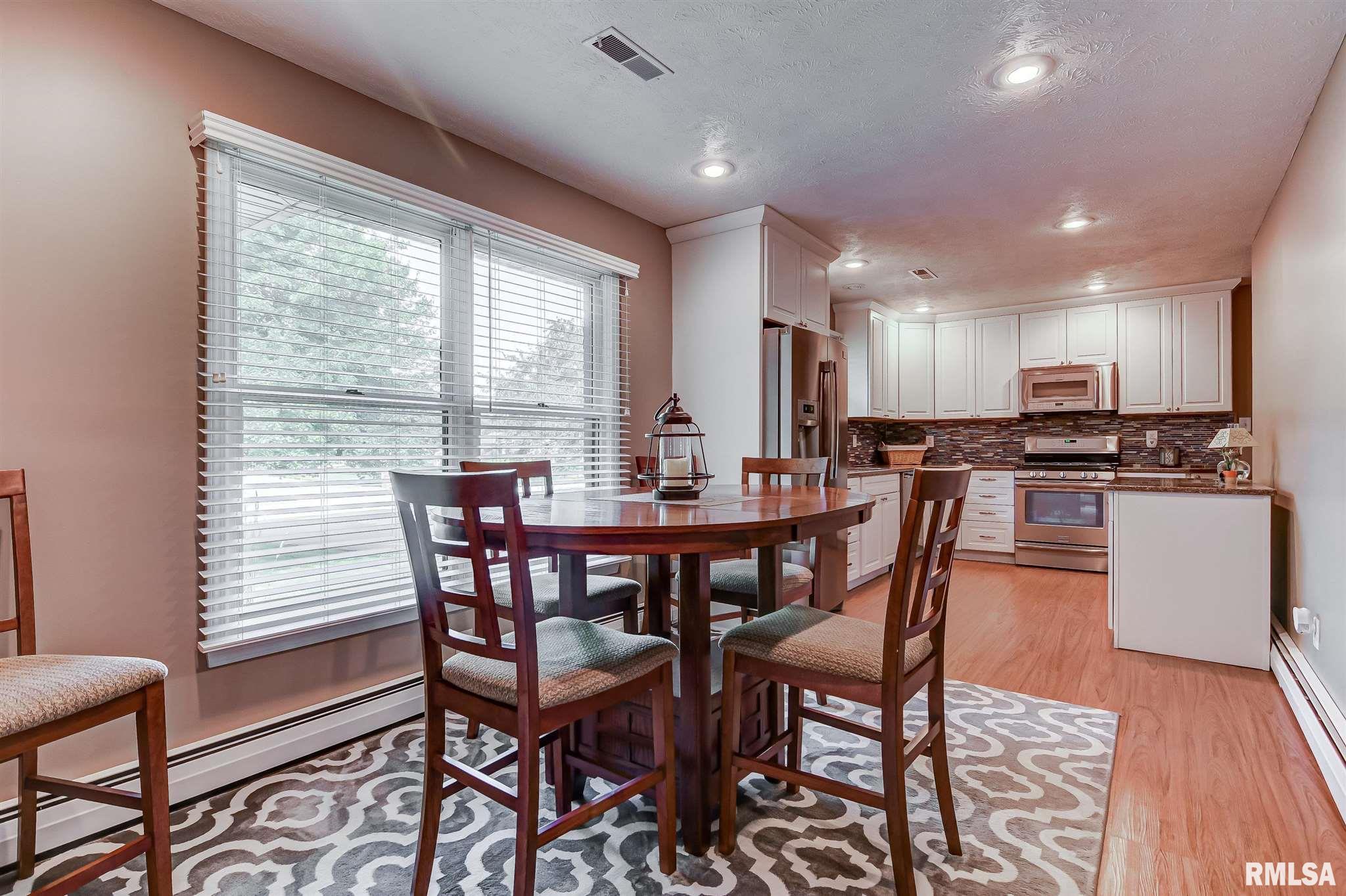 7512 Tumbleweed Trail Springfield, IL 62707 - Photo 10 of 47 Gallery Image 10