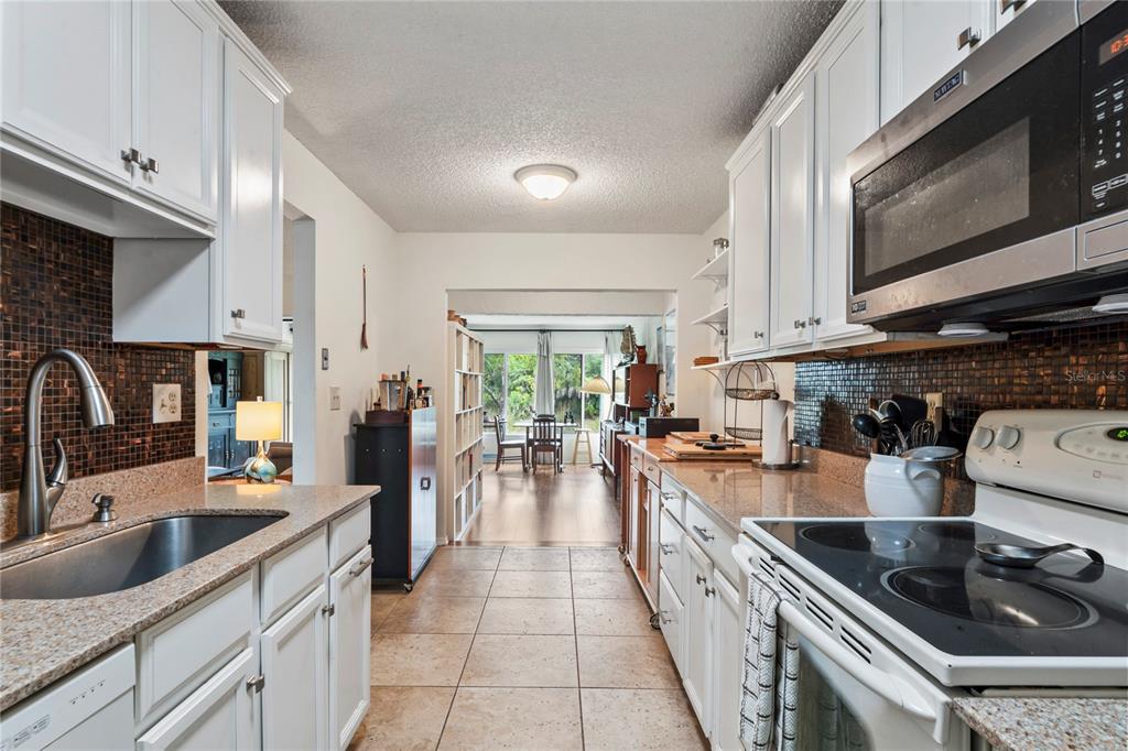 7536 Heather Walk Drive Weeki Wachee, FL 34613 - Photo 14 of 65