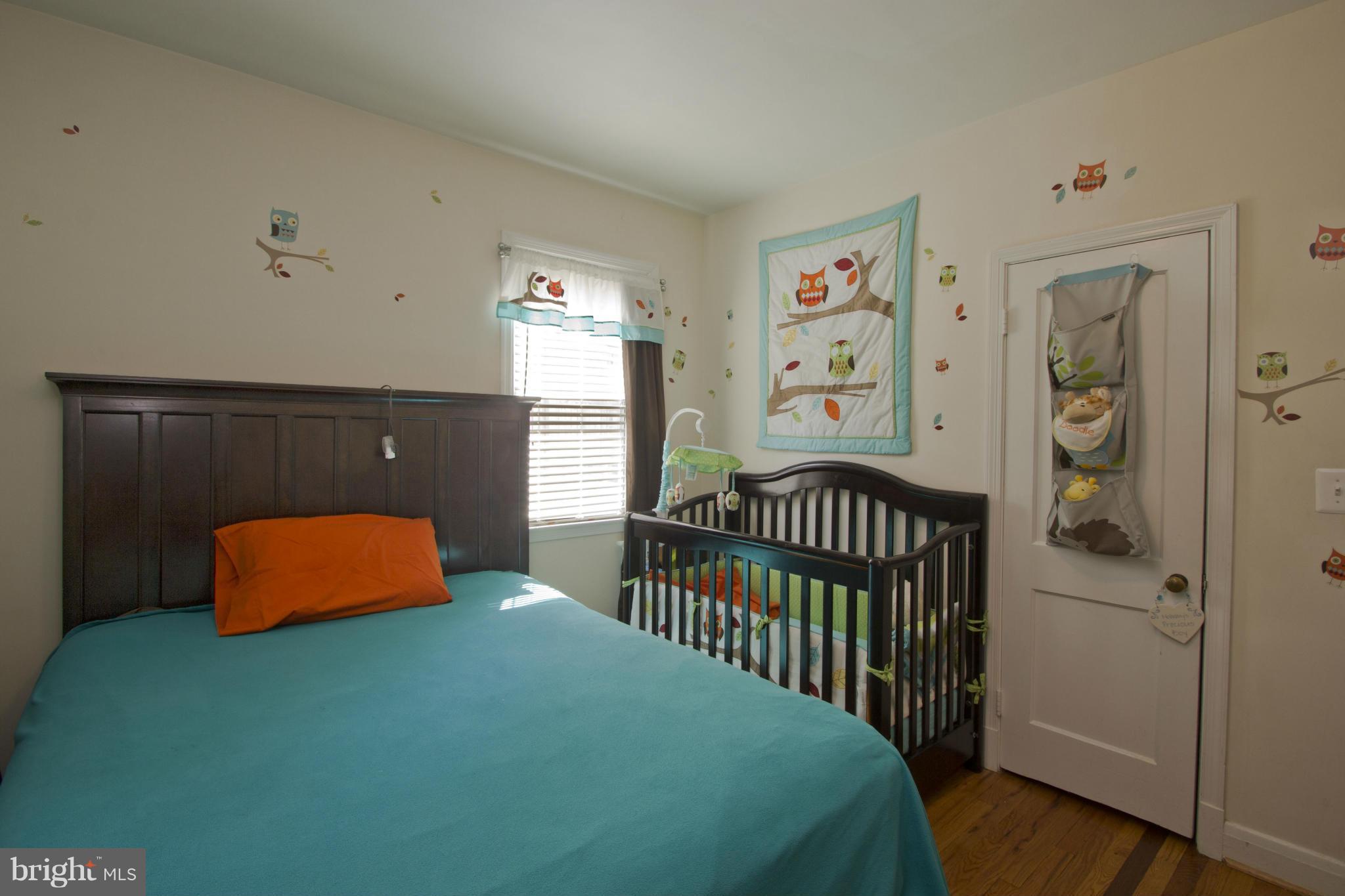 409 South Wickham Road Baltimore, MD 21229 - Photo 14 of 30 Second Bedroom on Main Level