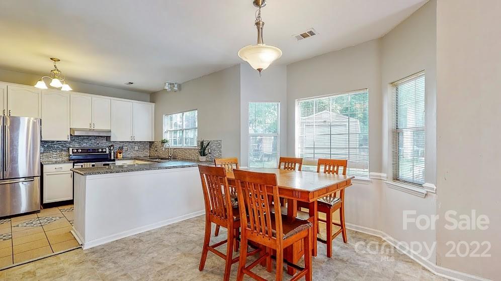 1522 Running Brook Road Charlotte, NC 28214 - Photo 14 of 33 Gallery Image 14