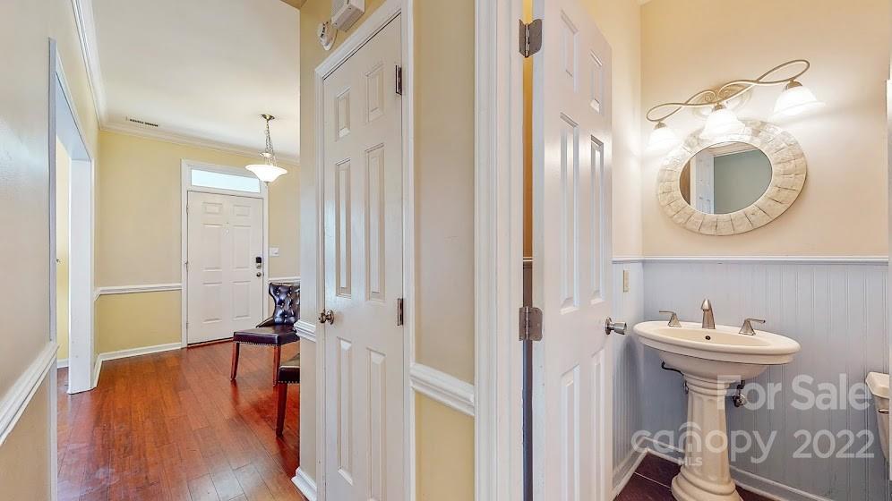 1522 Running Brook Road Charlotte, NC 28214 - Photo 15 of 33 Gallery Image 15