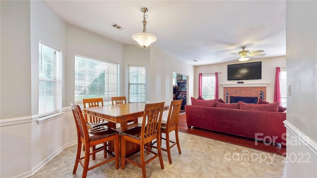 1522 Running Brook Road Charlotte, NC 28214 - Photo 16 of 33 Gallery Image 16