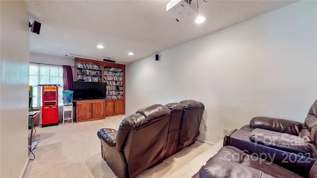 1522 Running Brook Road Charlotte, NC 28214 - Photo 29 of 33 Gallery Image 29