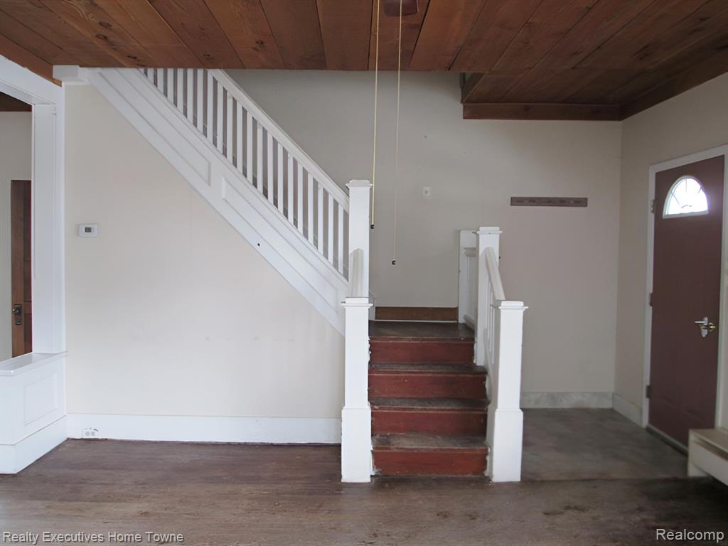 75 Delaware Street Sandusky, MI 48471 - Photo 7 of 27
