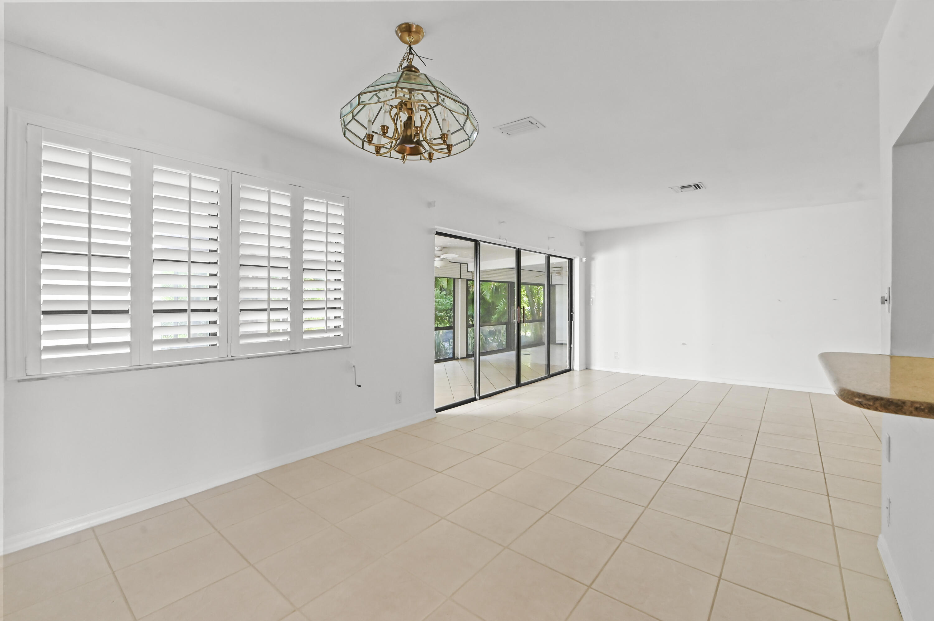 329 Knob Hill Boulevard Boca Raton, FL 33431 - Photo 15 of 35 Dining room