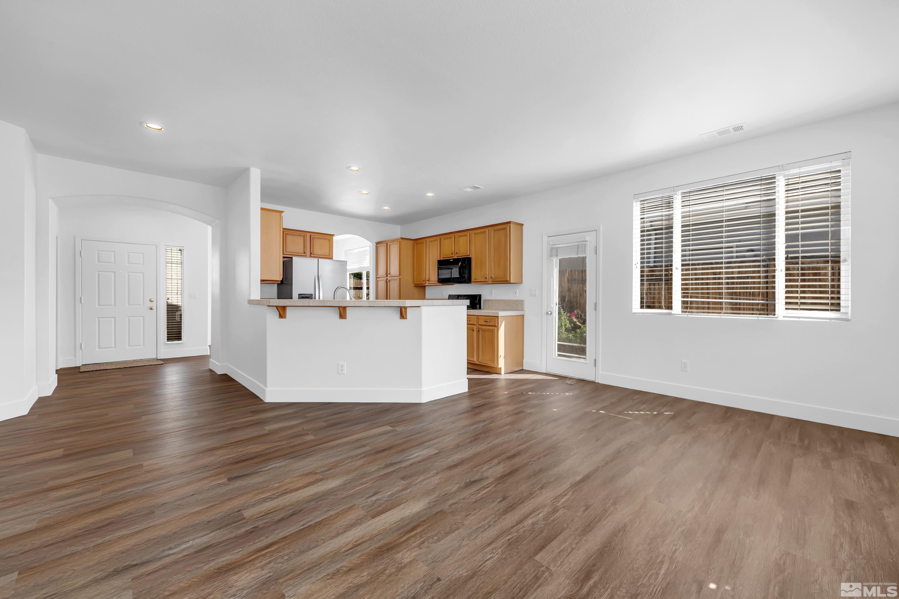 1693 Iron Mountain Drive Reno, NV 89521 - Photo 17 of 36 Photo 18
