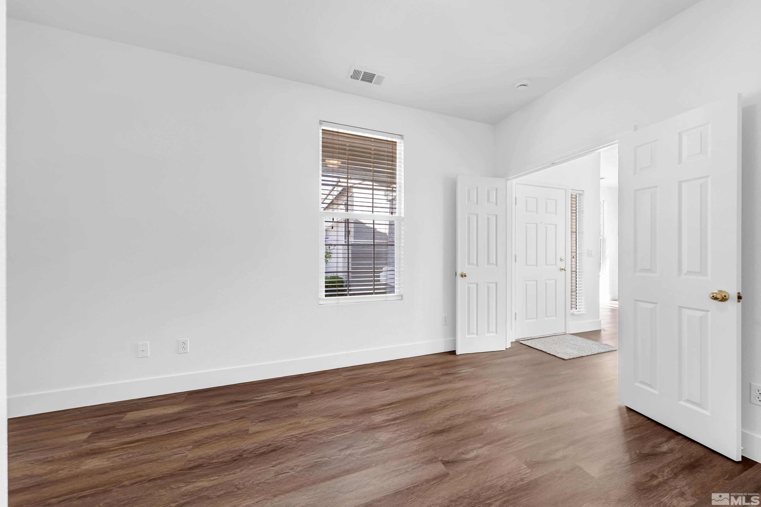1693 Iron Mountain Drive Reno, NV 89521 - Photo 4 of 36 Photo 4