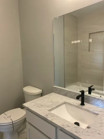 $339,999 | 295 White Owl Lane, Unit 235, Dundee, MI 48131