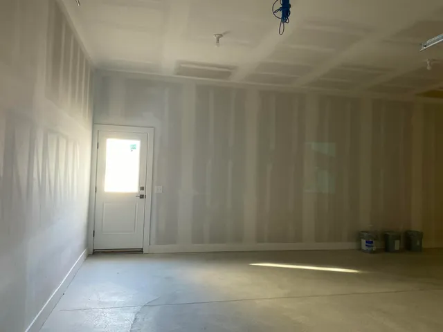 $339,999 | 295 White Owl Lane, Unit 235, Dundee, MI 48131