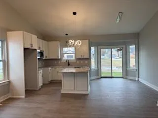 $339,999 | 295 White Owl Lane, Unit 235, Dundee, MI 48131