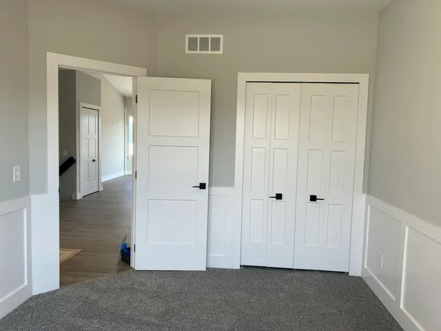 $339,999 | 295 White Owl Lane, Unit 235, Dundee, MI 48131