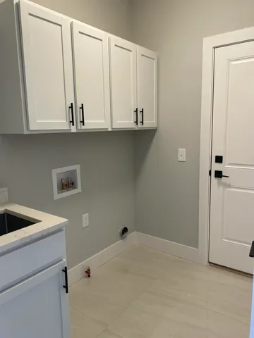 $339,999 | 295 White Owl Lane, Unit 235, Dundee, MI 48131