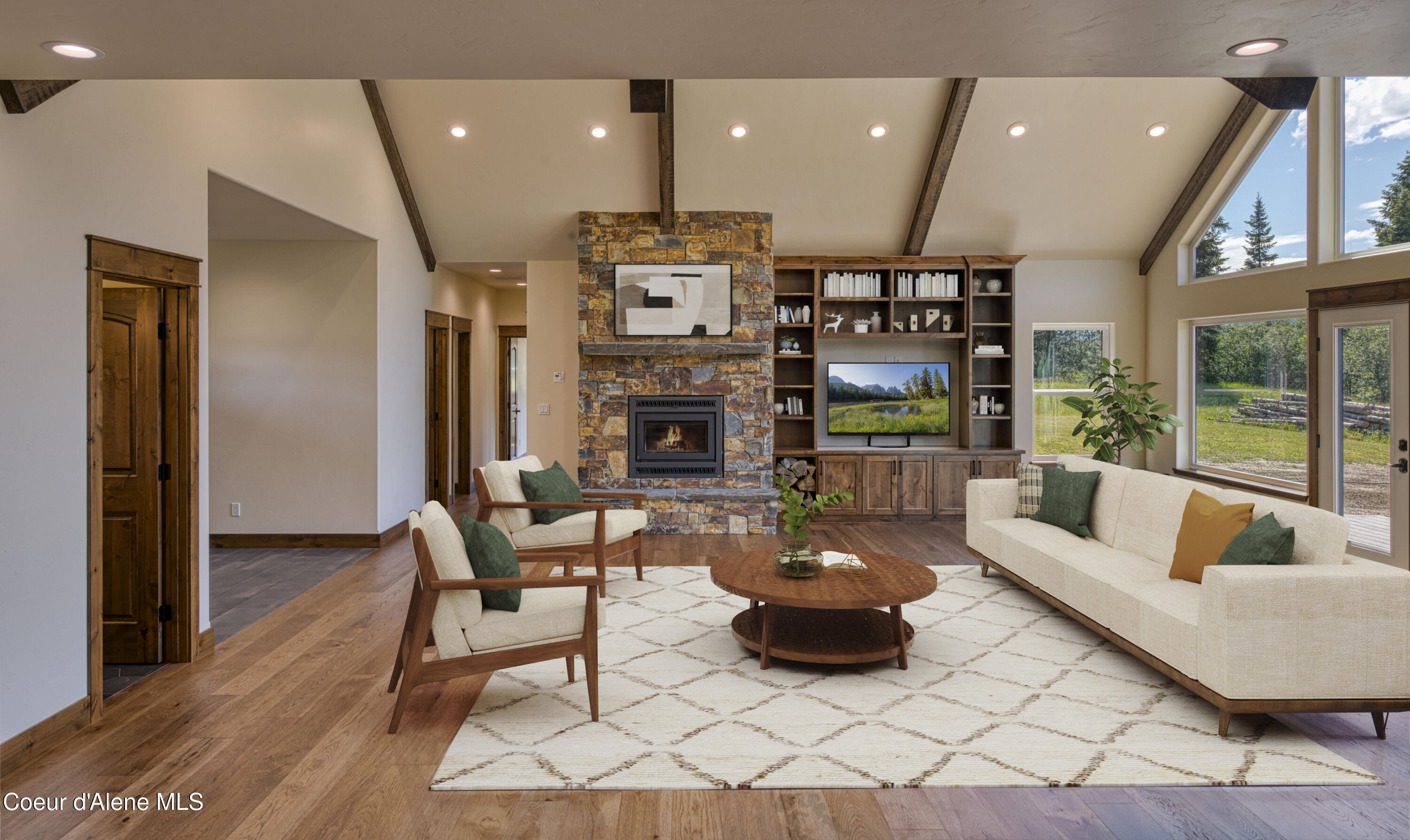 4450 Dufort Road Sagle, ID 83860 - Photo 28 of 81 Great Room