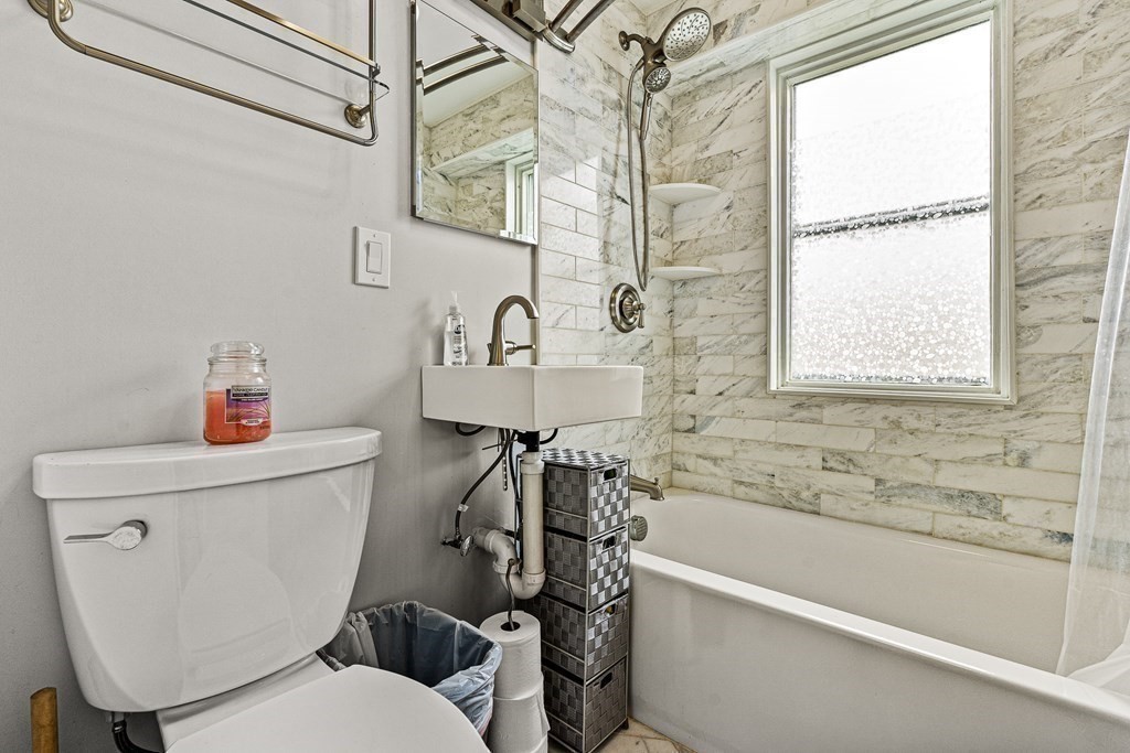 28 Newman Road, Unit 28 Malden, MA 02148 - Photo 18 of 32 Gallery Image 18
