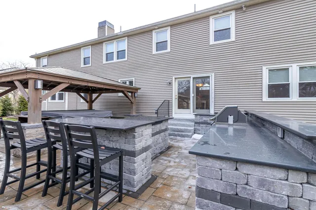 $1,299,900 | 11 Lojko Drive, Nashua, NH 03062