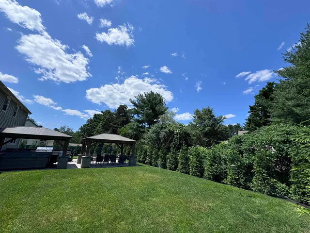 $1,299,900 | 11 Lojko Drive, Nashua, NH 03062