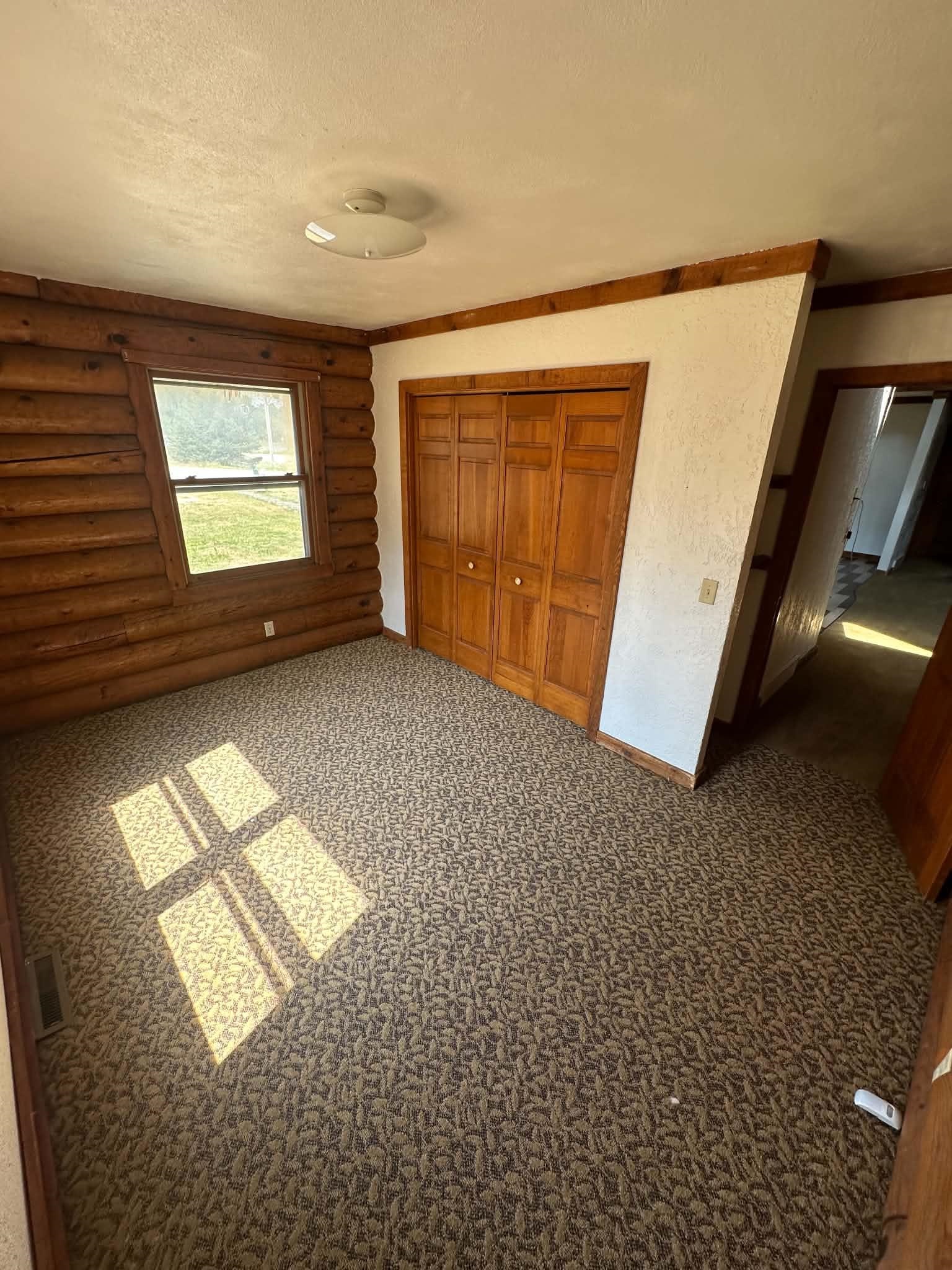 400 Haugen Road Edgerton, WI 53534 - Photo 9 of 13 Gallery Image 9