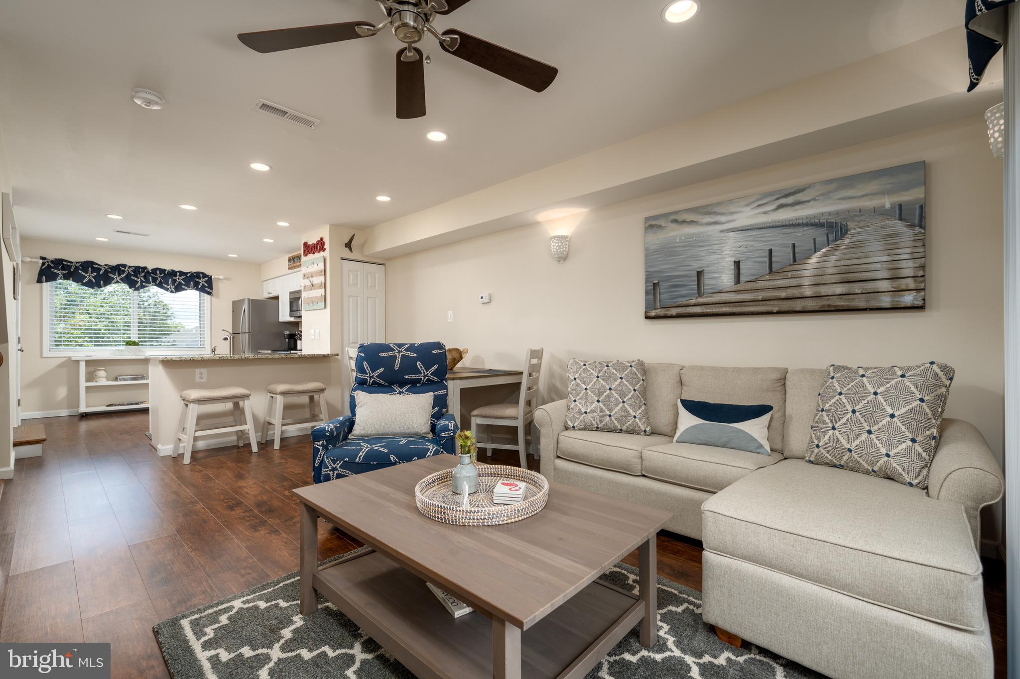 722 Anchor Chain Road, Unit 15B Ocean City, MD 21842 - Photo 13 of 26 Living Room w/sleep sofa