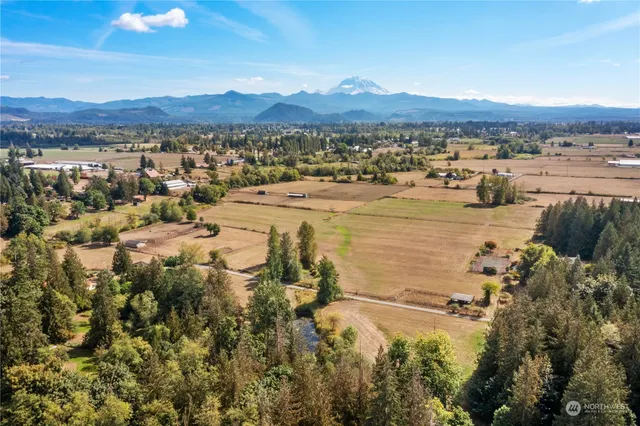 $675,000 | 40980 228th Avenue Southeast, Enumclaw, WA 98022