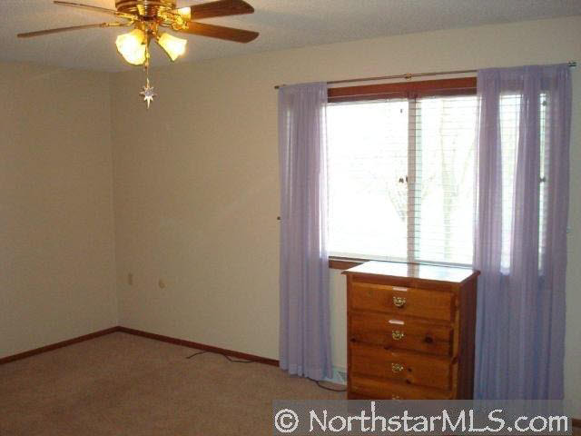 2712 24th Street Northwest Rochester, MN 55901 - Photo 3 of 10