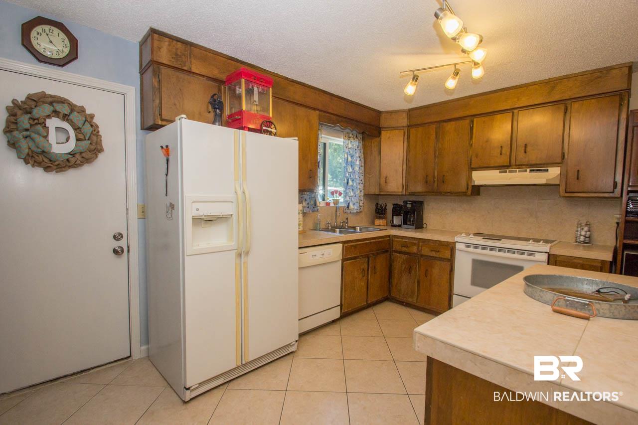 15005 Innerarity Point Road, Unit 15005 Pensacola, FL 32507 - Photo 16 of 28