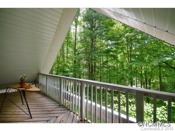 1003 Old Country Road Waynesville, NC 28786 - Photo 12 of 15 Gallery Image 12