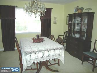 137 Hamilton Road Marlton, NJ 08053 - Photo 4 of 11 Dining Room
