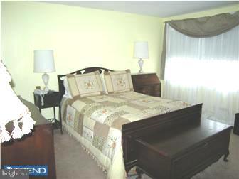 137 Hamilton Road Marlton, NJ 08053 - Photo 7 of 11 Bedroom - Main