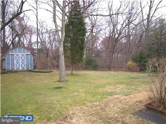 137 Hamilton Road Marlton, NJ 08053 - Photo 10 of 11 Exterior Back