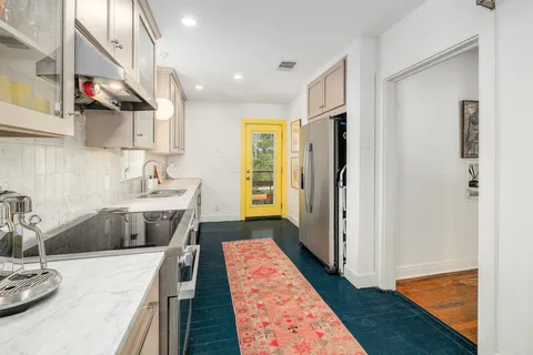 $925,000 | 2003 Kenwood Avenue, Austin, TX 78704