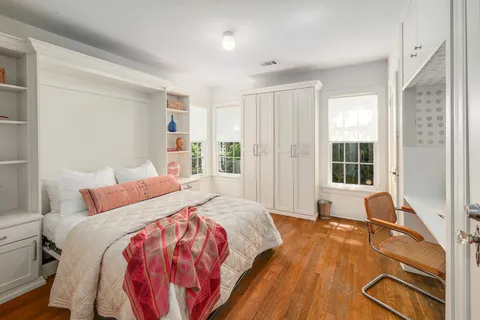 $925,000 | 2003 Kenwood Avenue, Austin, TX 78704