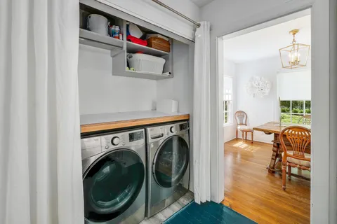 $925,000 | 2003 Kenwood Avenue, Austin, TX 78704