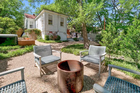 $925,000 | 2003 Kenwood Avenue, Austin, TX 78704