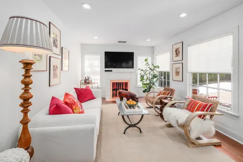 $925,000 | 2003 Kenwood Avenue, Austin, TX 78704