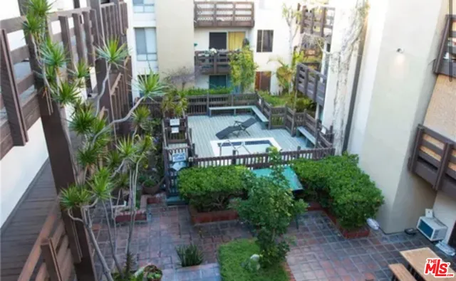 a view of outdoor space yard and porch