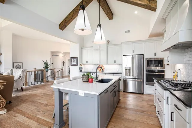 $895,000 | 130 Northwest Ambersham Drive, Lee's Summit, MO 64081