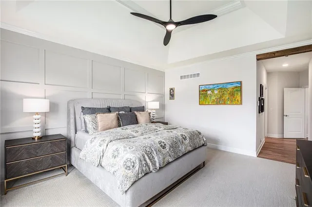 $890,000 | 130 Northwest Ambersham Drive, Lee's Summit, MO 64081