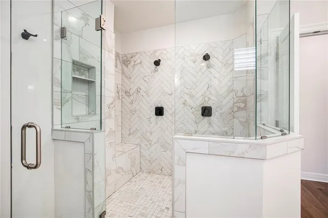 $890,000 | 130 Northwest Ambersham Drive, Lee's Summit, MO 64081