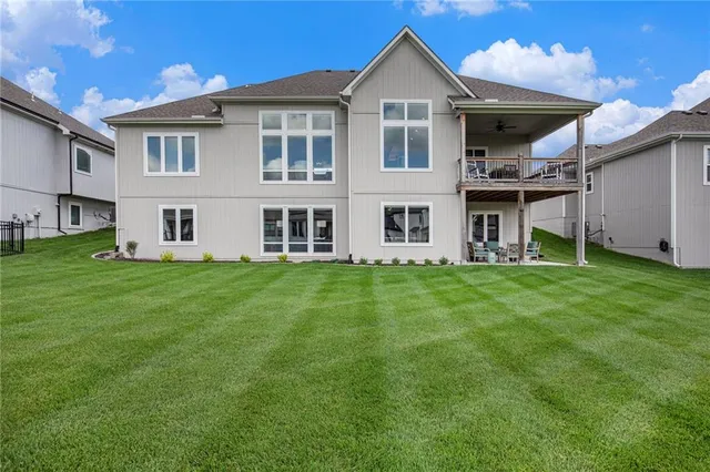 $895,000 | 130 Northwest Ambersham Drive, Lee's Summit, MO 64081