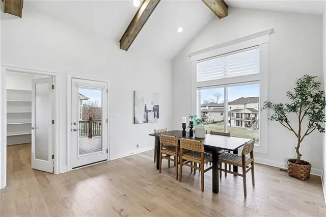 $890,000 | 130 Northwest Ambersham Drive, Lee's Summit, MO 64081