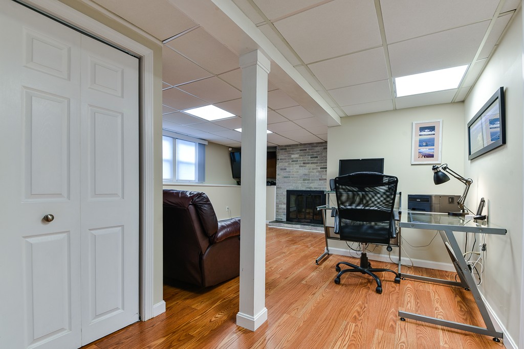 19 Dunster Road Holliston, MA 01746 - Photo 15 of 23 Gallery Image 15