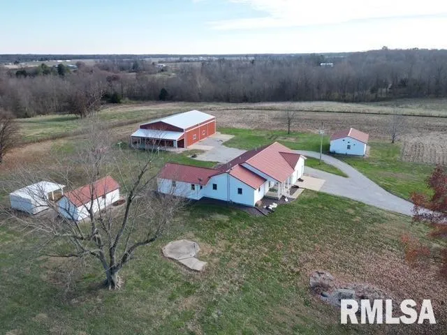 $334,000 | 4786 Keller Road, Iuka, IL 62849