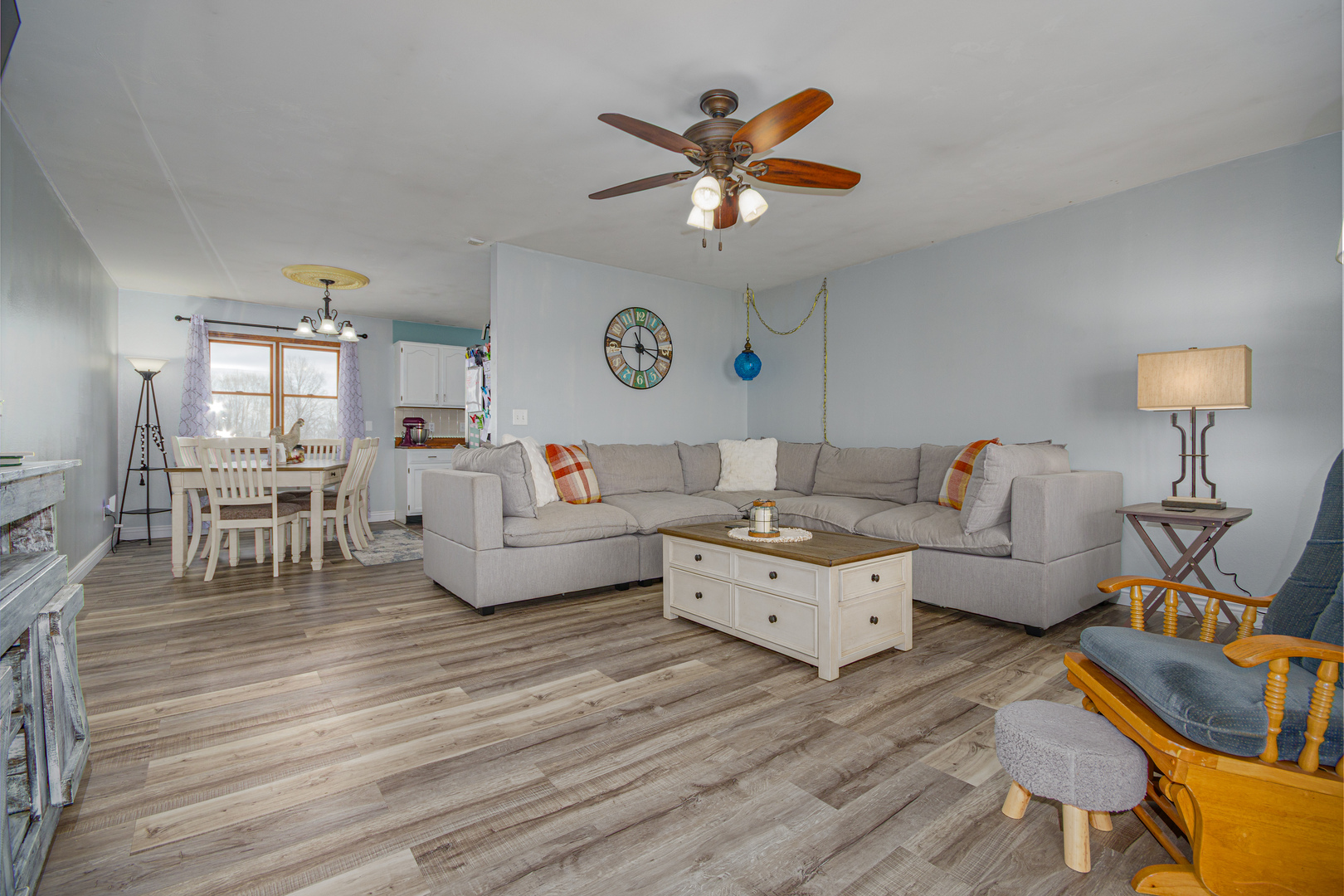 4786 Keller Road Iuka, IL 62849 - Photo 6 of 40 a living room with furniture and a wooden floor