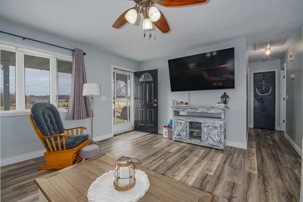 $324,000 | 4786 Keller Road, Iuka, IL 62849