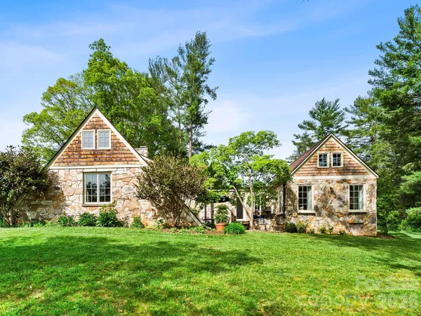 $797,500 | 84 Arthur Road, Asheville, NC 28806