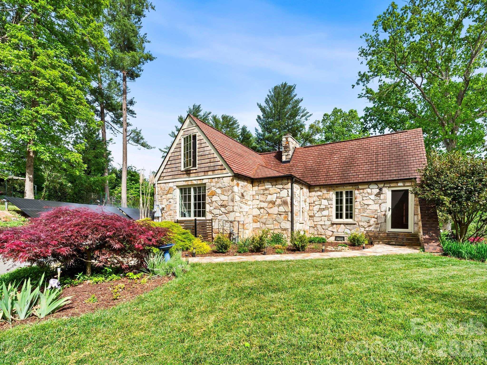 84 Arthur Road Asheville, NC 28806 - Photo 5 of 48